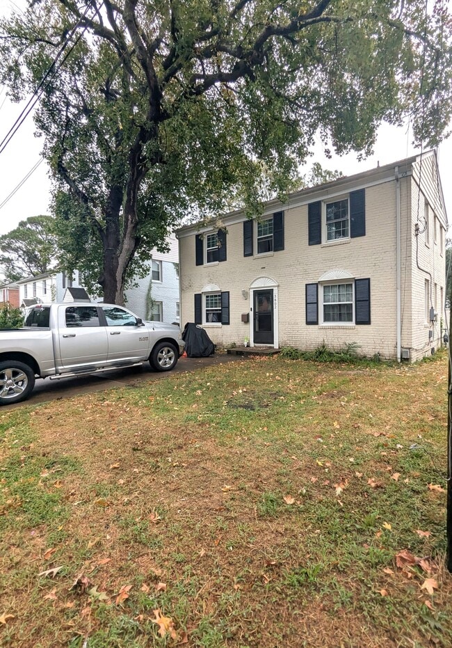 Building Photo - 3802 Roads View Ave Rental