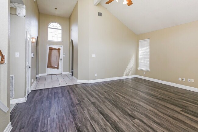 Photo - 1225 Paul Dr