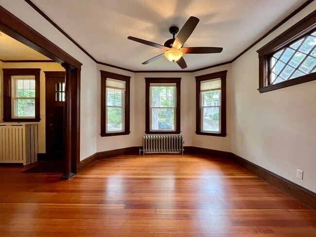 Building Photo - 32-34-34 Crescent Hill Ave Unit 32