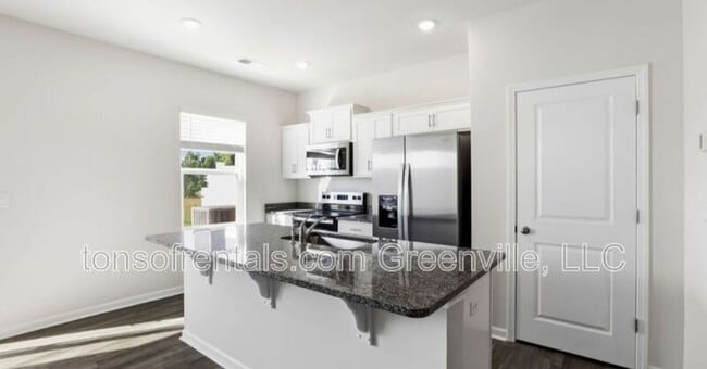 769 Embark Cir