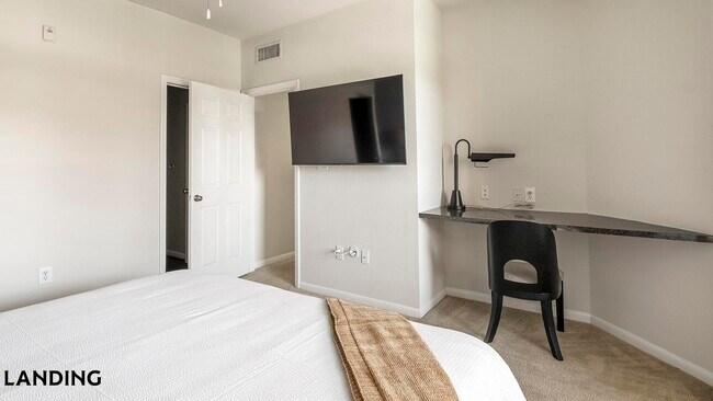 Photo - 11144 Fuqua St Unidad 232