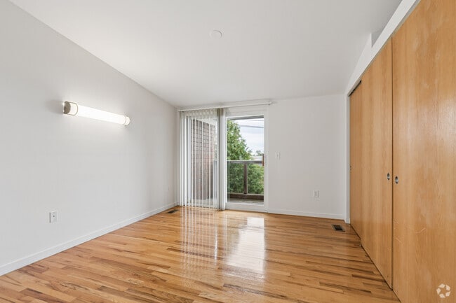 2BR, 2.5BA - 1,520SF - Bedroom
