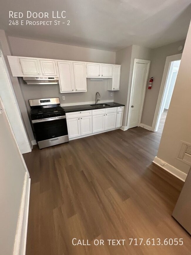 Building Photo - 248 E Prospect St Unit 2