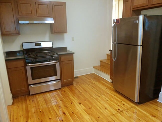 Photo - 464 Allen St