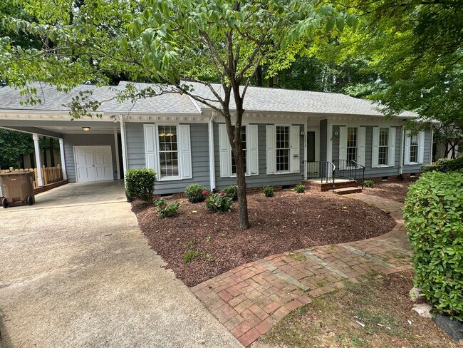 Charming 3 Bedroom, 2 Bath Single Story Ho... - Charming 3 Bedroom, 2 Bath Single Story Ho... House