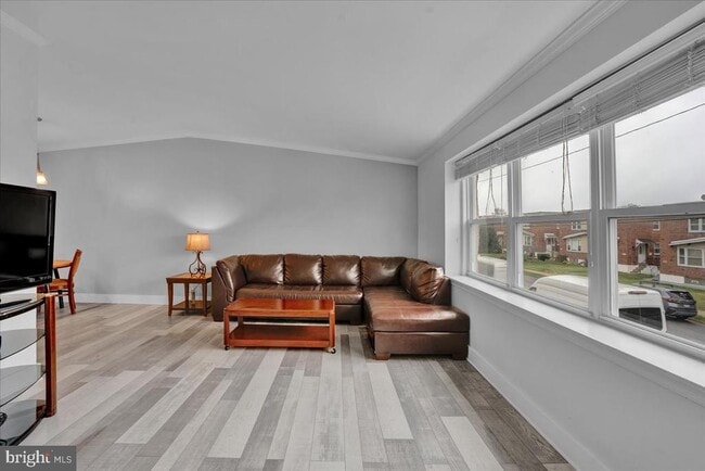 Photo - 1952 Goodnaw St