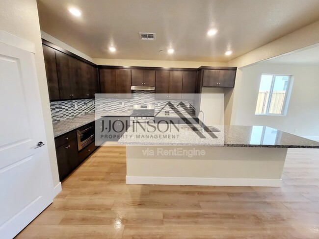 Photo - 16972 Bernstein Ave