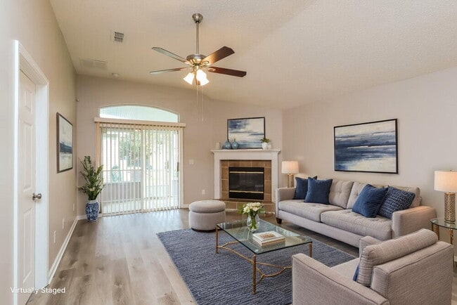 Photo - 2978 Centerwood Dr N