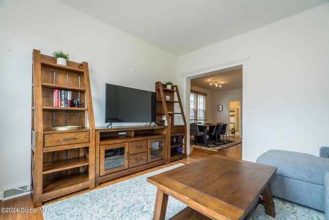 Photo - 41 Walton St