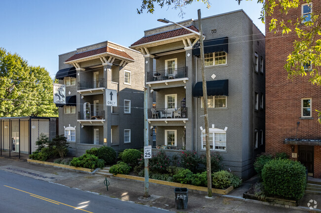 Ayrshire Building - 418 Mccallie Ave