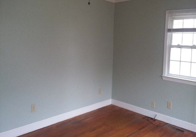 Photo - 3547 S Barrett St