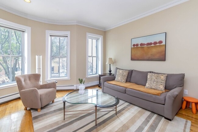 Photo - 17 Dartmouth St Unit 3