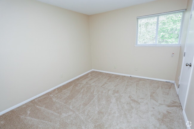 Bedroom - Turlington Oaks