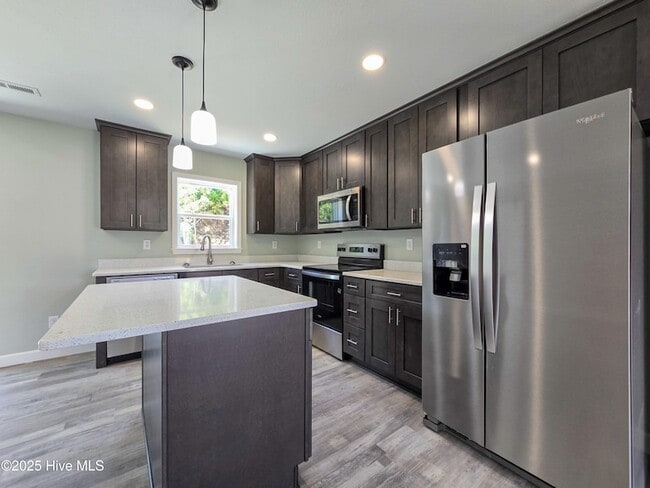 Photo - 106 Perth Dr