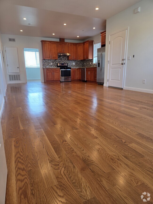Building Photo - 613 4th Ln Unit 615 4th Lane Rental