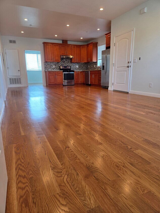 Photo - 613 4th Ln (South San Francisco, CA)