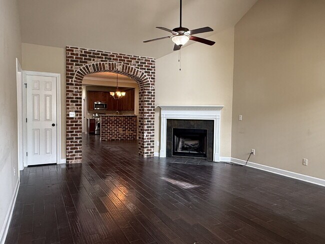 1012 Scarlet Woods