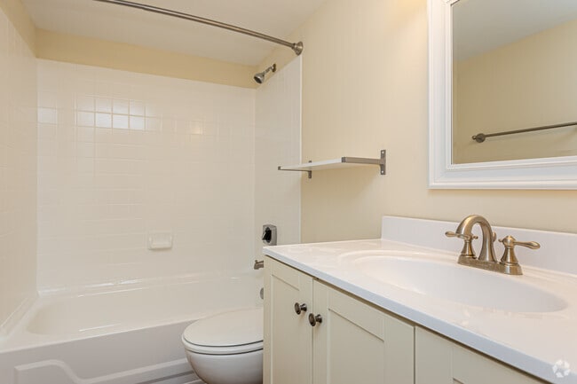 1 HAB, 1 BA: 710 ft² - The Woodward Lofts