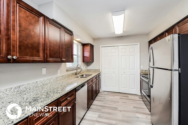 Photo - 8181 Albatross Rd