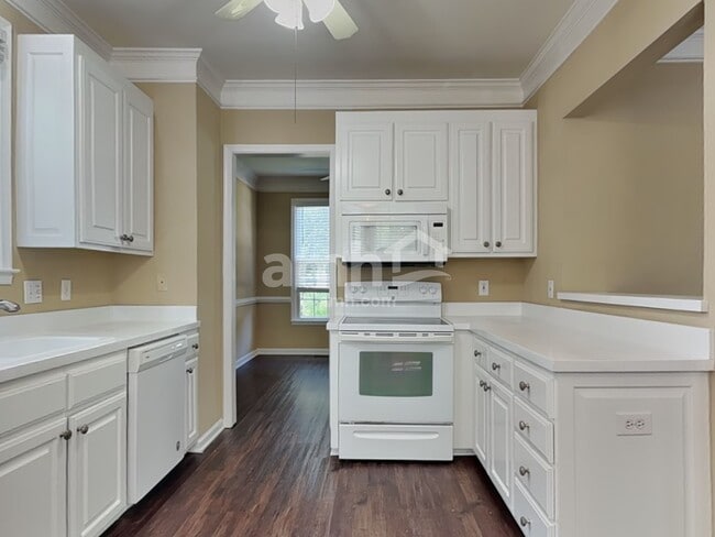 Photo - 4909 Heritage Woods Ct