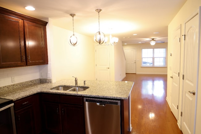 Photo - 2570 River Trail Dr