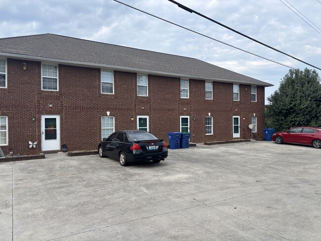 Building Photo - 660 Patterson Branch Rd Unit 3