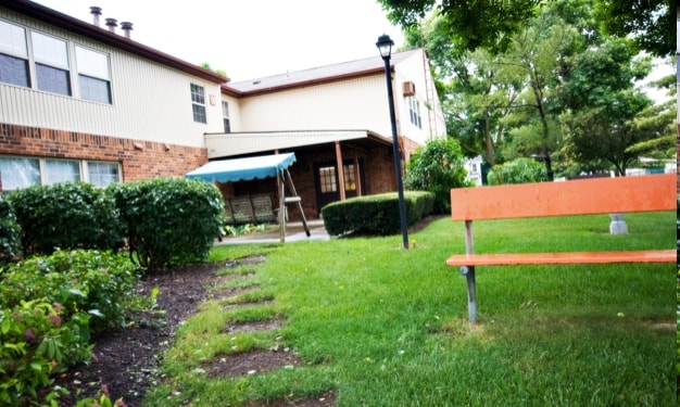 Photo - Roosevelt Manor