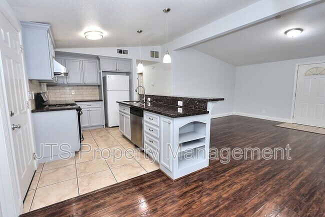 Photo - 2000 Belcot Rd