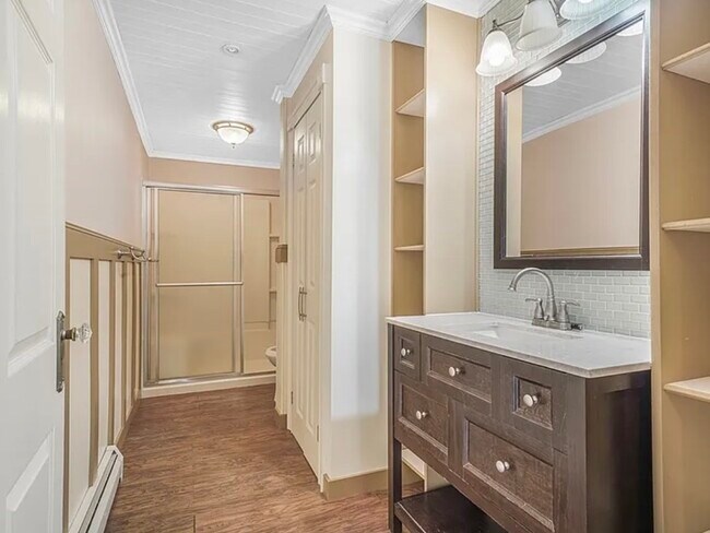 Photo - 475 Tecumseh St Unit 1