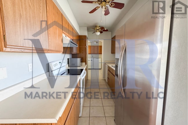 Building Photo - 2Bed/1.5Bath House in Arizona City! Ready for Immediate Move-In! -- RV GATE! NO HOA!
