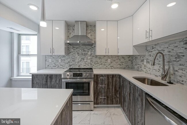 Photo - 758 N Uber St