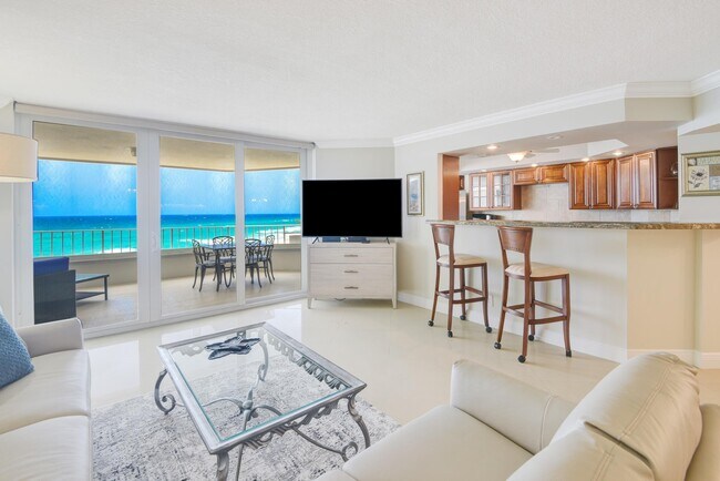 Building Photo - 500 S Ocean Blvd Unit 506