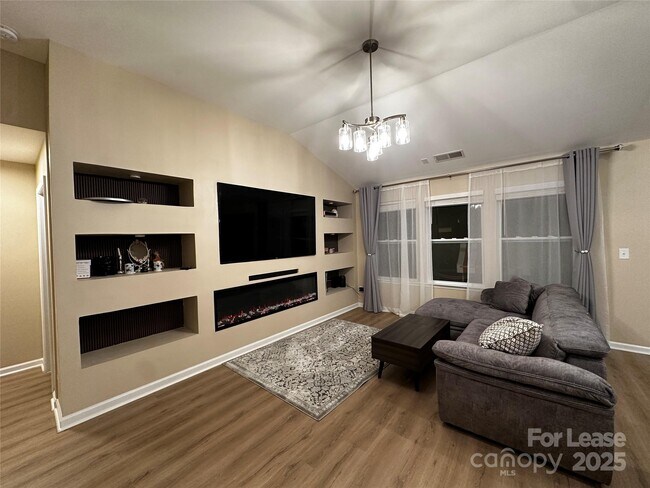 Photo - 10031 Goose Landing Dr