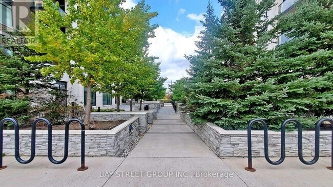 Photo - 111 Upper Duke Crescent Unit 904