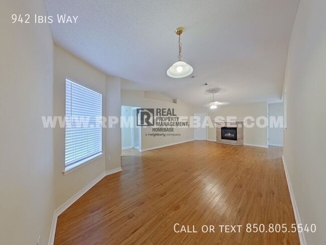 Photo - 942 Ibis Way
