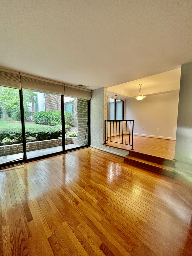 Building Photo - 9800 Georgia Ave Unit 103