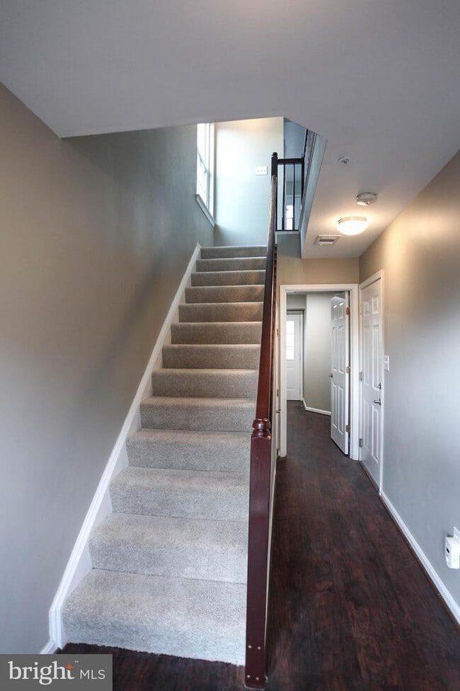 Photo - 13900 Fareham Ln