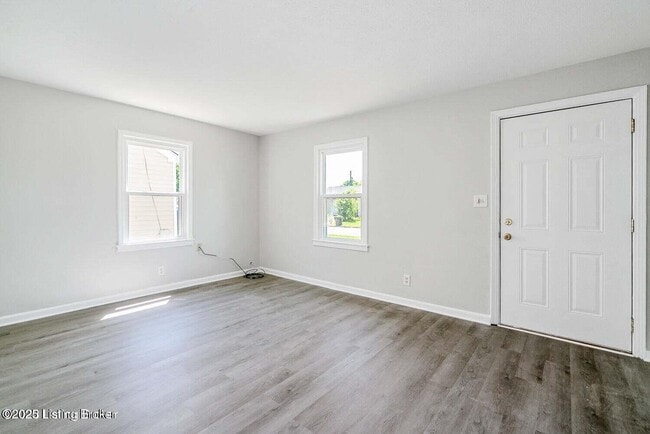 Photo - 2637 Olive St