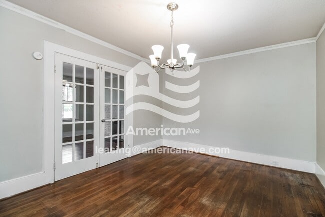 Photo - 4213 Ridgewood Ave