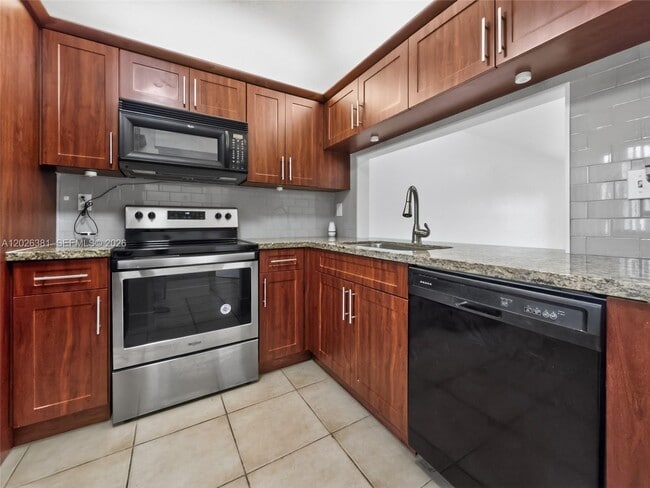 Photo - 10616 NW 10th St Unit 104