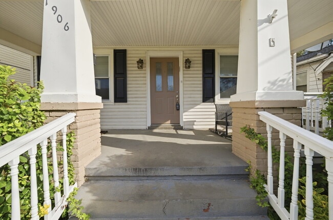 Photo - GORGEOUS 4 BED, 2.5 BATH HOME FOR RENT IN NORFOLK!