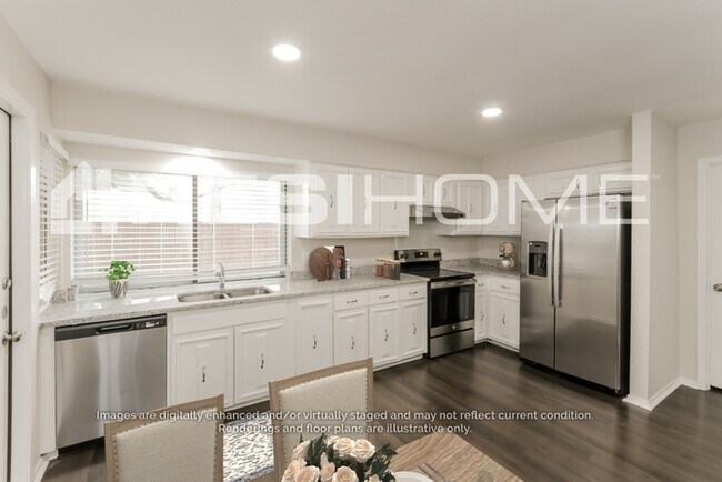 Photo - 2020 Cedarwood Dr