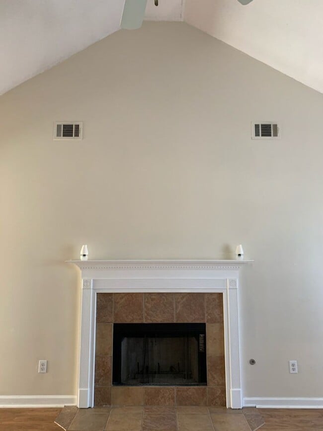 5 Chadwick Ct