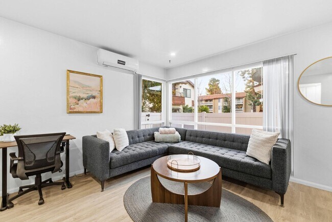 Photo - 1818 Diamond St