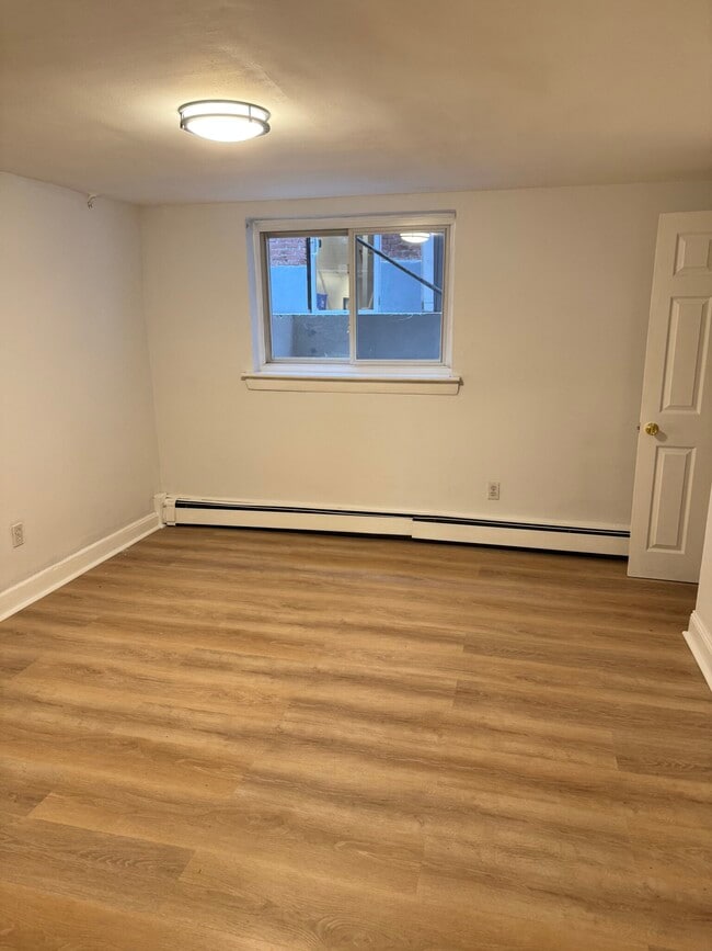 61 Selkirk Rd Unit 1