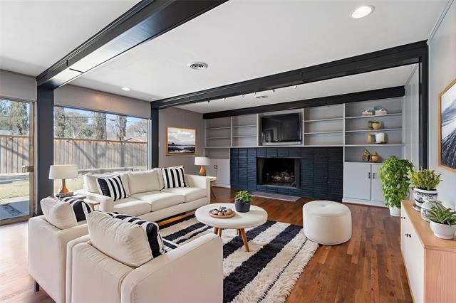 Photo - 6527 Axton Cir