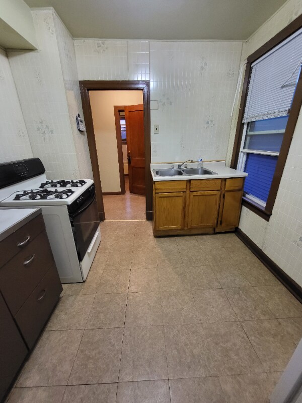 Photo - 3827 Fir St Unit 2