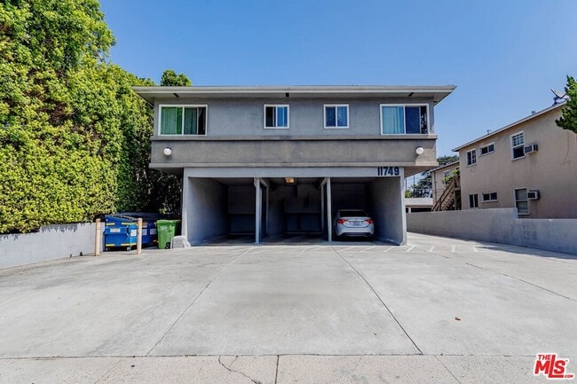 Building Photo - 11749 Riverside Dr