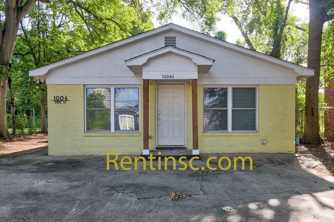Photo - 1004 Pine St