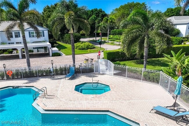 Photo - 886 Tanbark Dr Unit 103